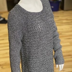 Apt 9 Gray/Silver Large Sweater - EUC